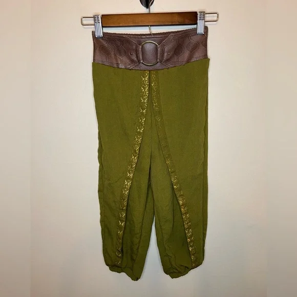 Disney Raya and the Last Dragon Green Harem Pants Brown Belt Size 7/8 Girls EUC - Picture 1 of 6